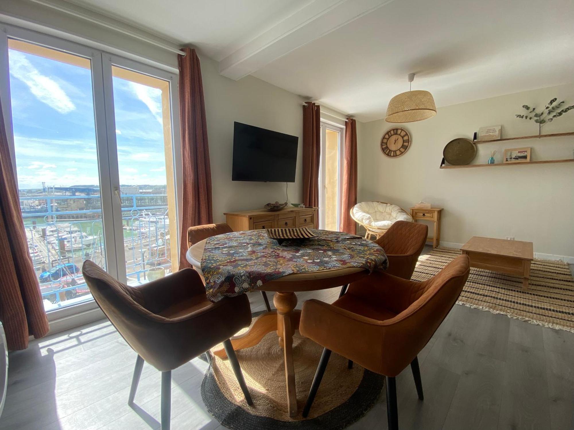 Etablissement 3 Etoiles Avec Ascenseur, 3 Appartements Lumineux Vue Port Avec Balcon, 200M De La Mer, Wifi Fibre, Tous Service Inclus Dieppe Dış mekan fotoğraf