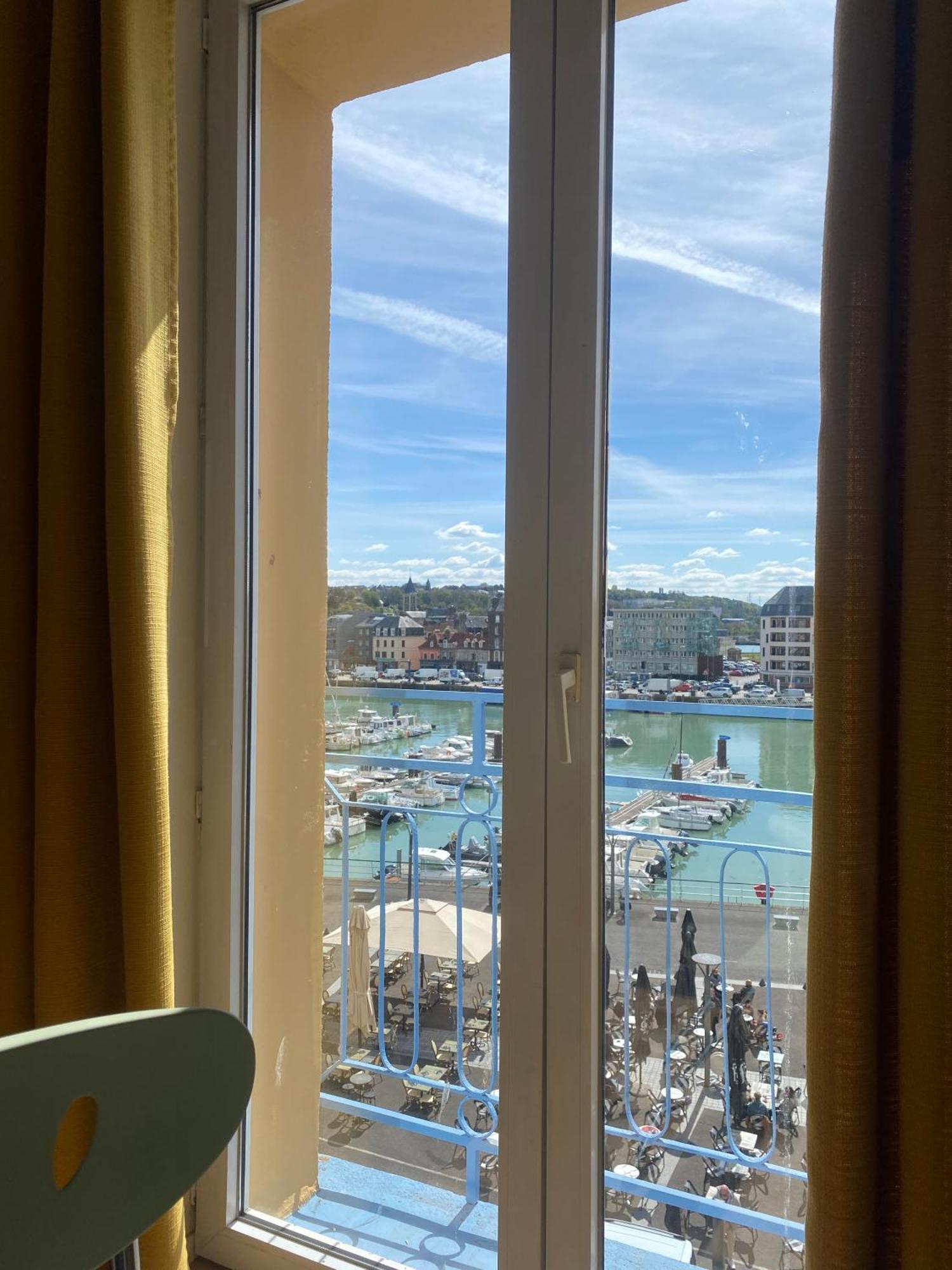 Etablissement 3 Etoiles Avec Ascenseur, 3 Appartements Lumineux Vue Port Avec Balcon, 200M De La Mer, Wifi Fibre, Tous Service Inclus Dieppe Dış mekan fotoğraf