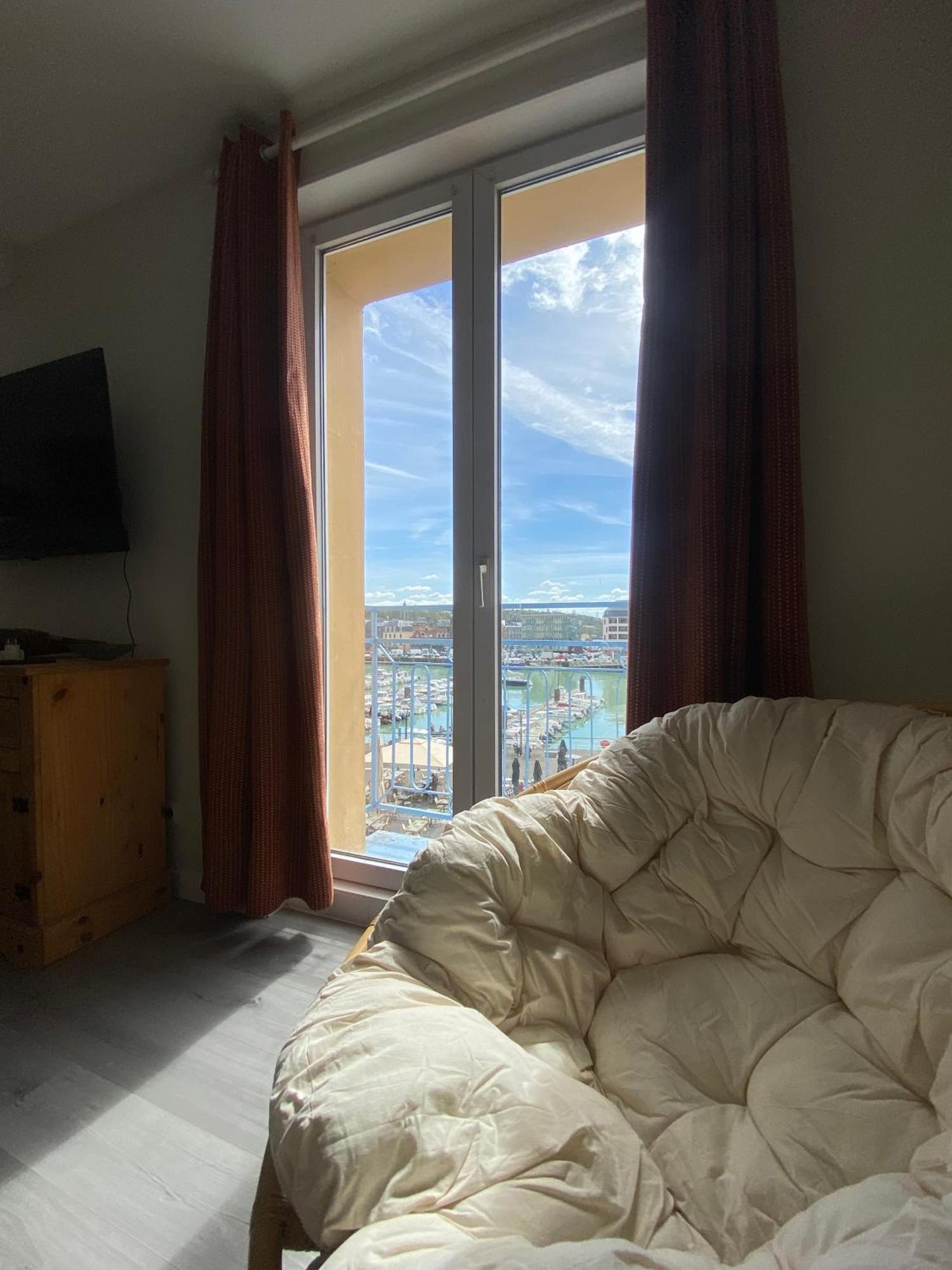 Etablissement 3 Etoiles Avec Ascenseur, 3 Appartements Lumineux Vue Port Avec Balcon, 200M De La Mer, Wifi Fibre, Tous Service Inclus Dieppe Dış mekan fotoğraf