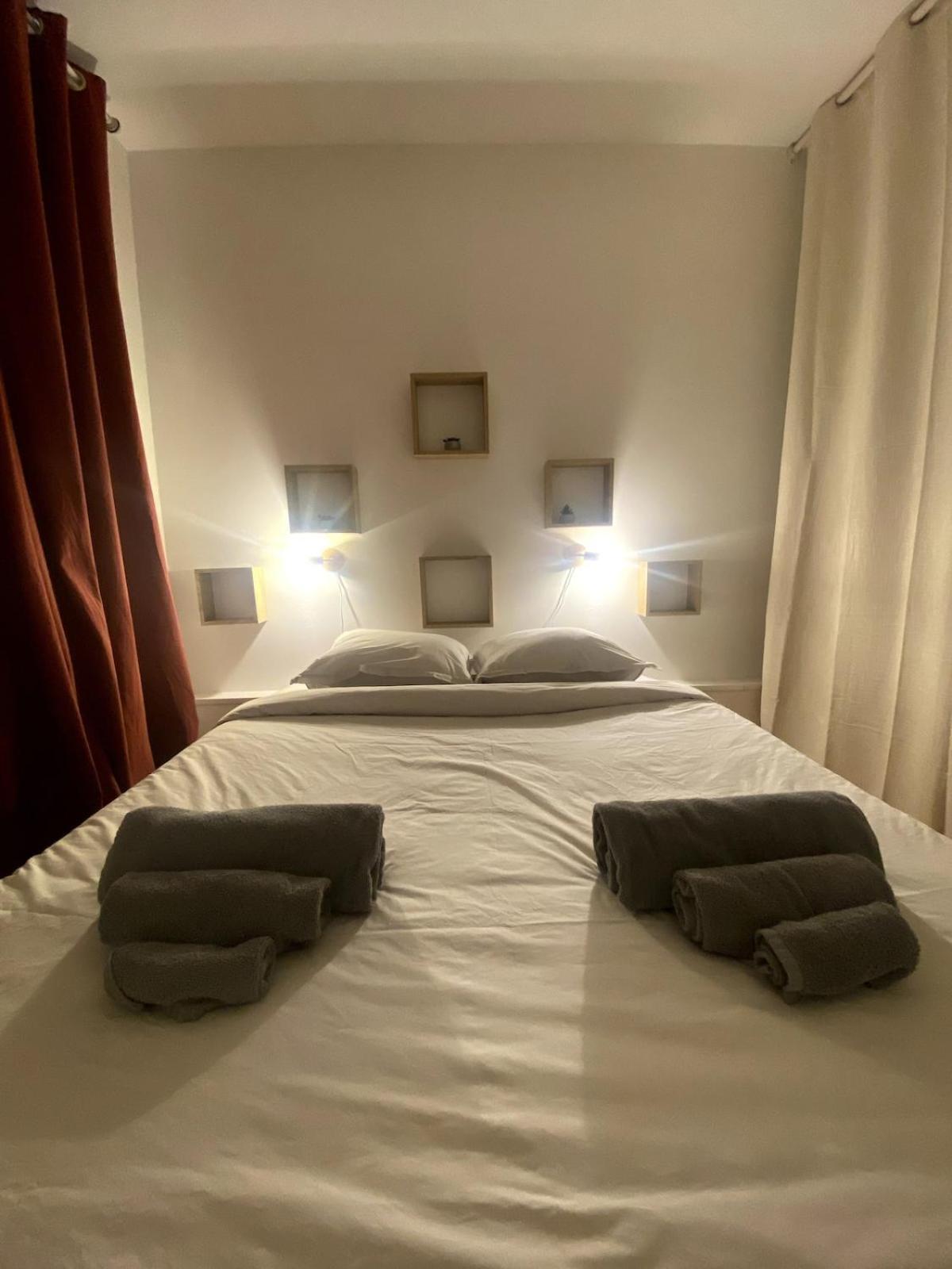 Etablissement 3 Etoiles Avec Ascenseur, 3 Appartements Lumineux Vue Port Avec Balcon, 200M De La Mer, Wifi Fibre, Tous Service Inclus Dieppe Dış mekan fotoğraf